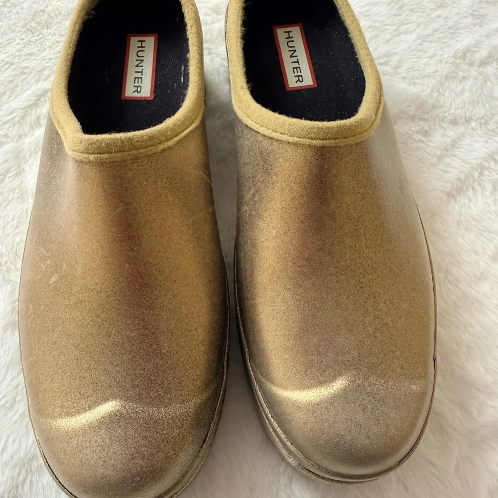 Hunter Metallic Gold Slip-Ons - Picture 2 of 8